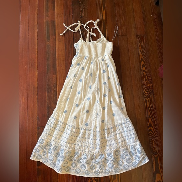 *SOLD* American Eagle outfitters dress - Picture 4 of 4